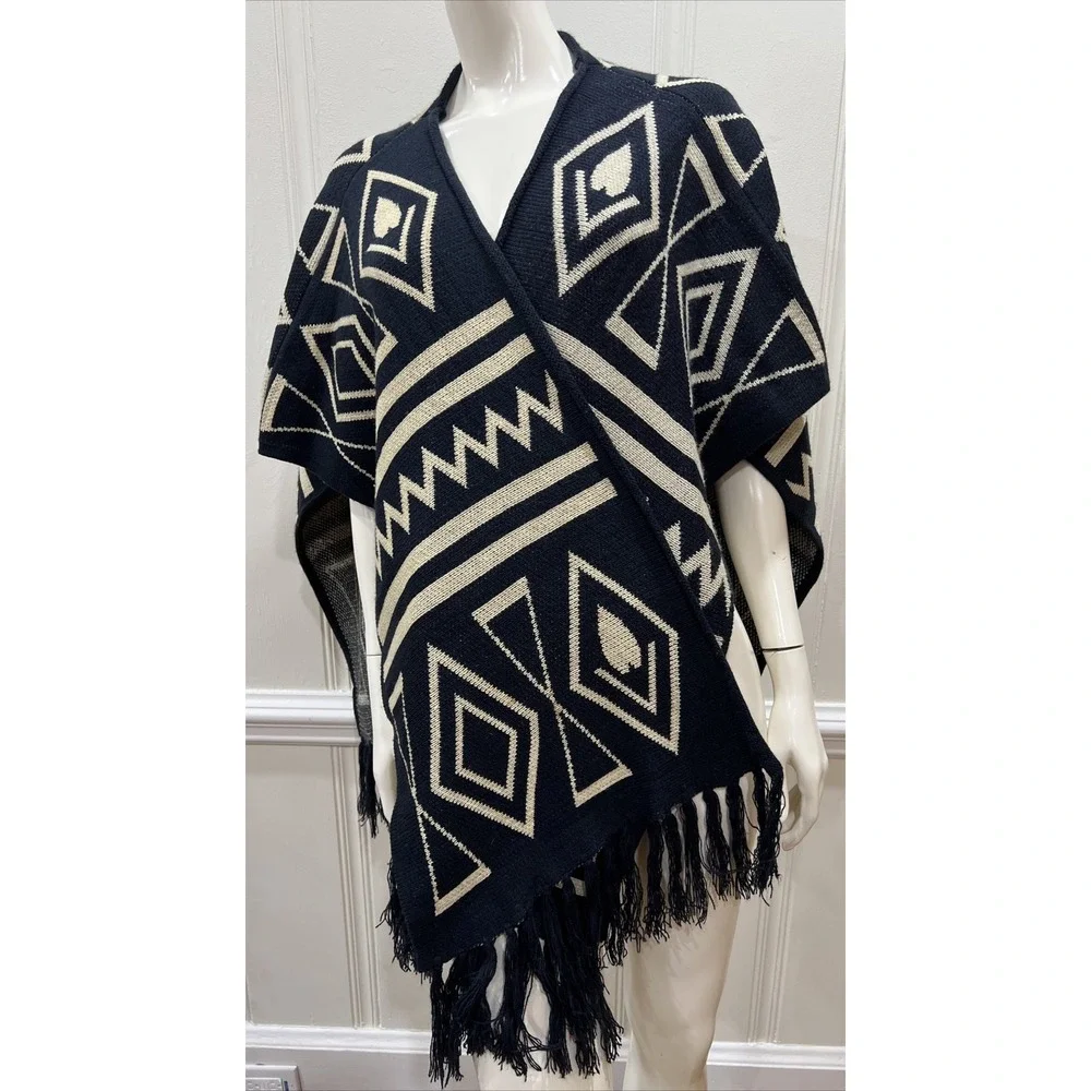 Passion 4 Fashion Blue Black Tan Blanket Shawl/Covering With Fringe